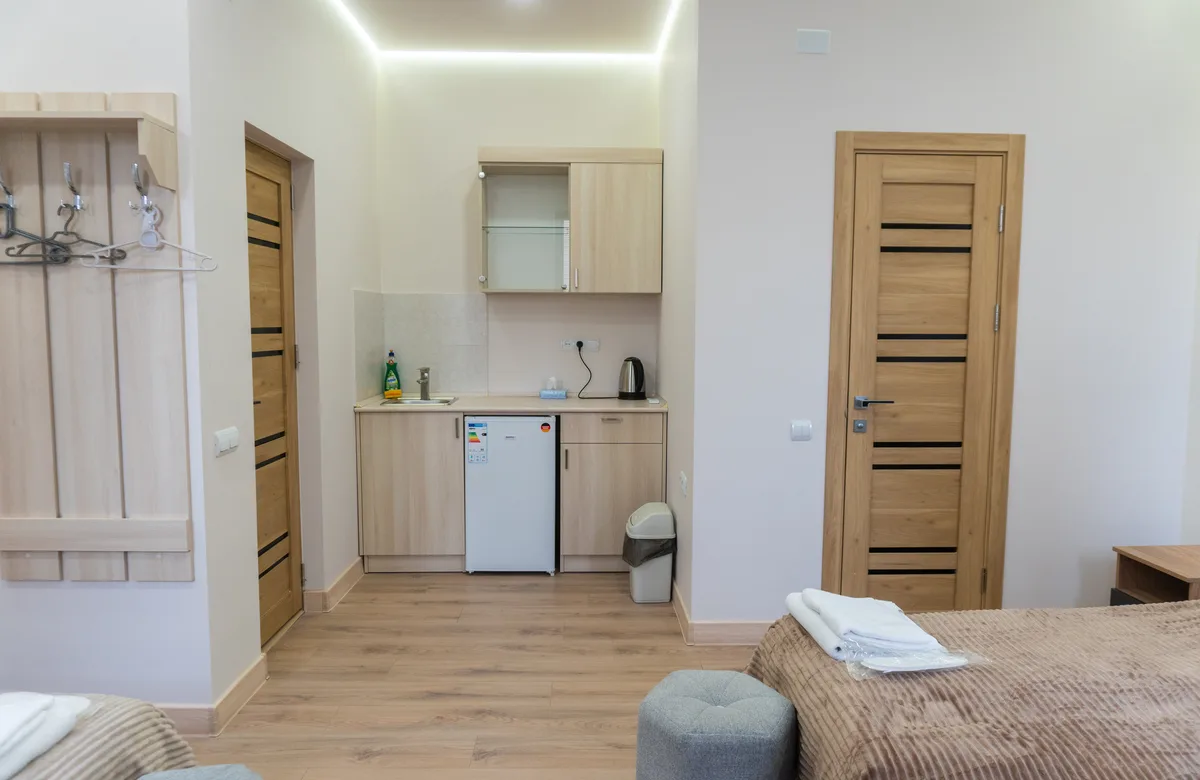 Room with kitchenette